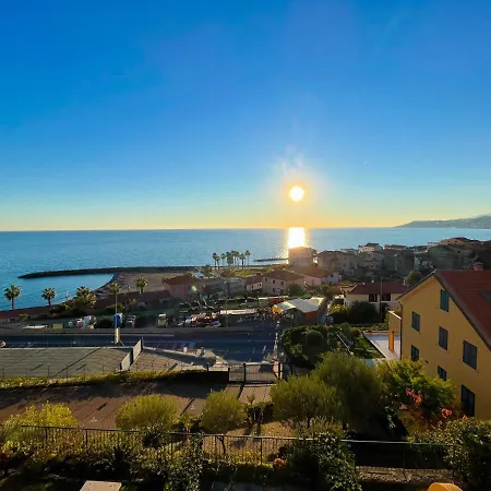 H11 Finestra Sul Mare - Santo Stefano Lejlighed