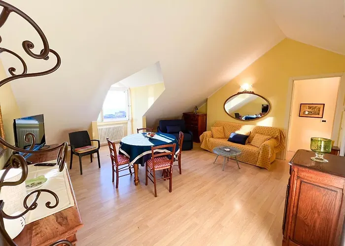 H11 Finestra Sul Mare - Santo Stefano Lejlighed Santo Stefano al Mare